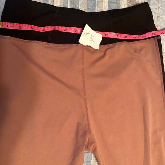 New Fashion Active Wear ( 3 Piece) Large/ XLarge - Picture 4 of 10